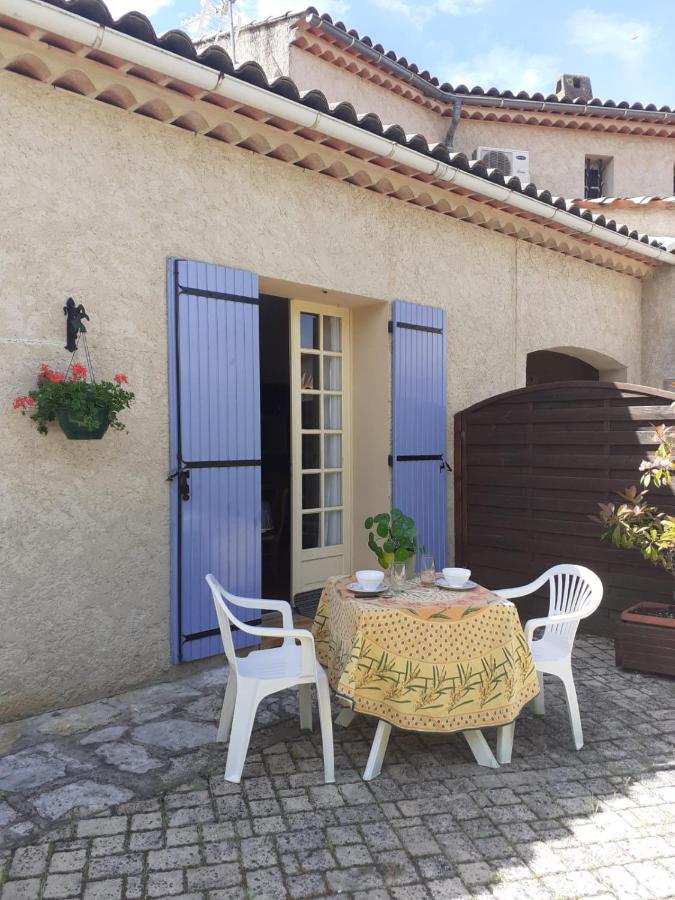 Apartamento L'Arc en Ciel Gréoux-les-Bains Exterior foto